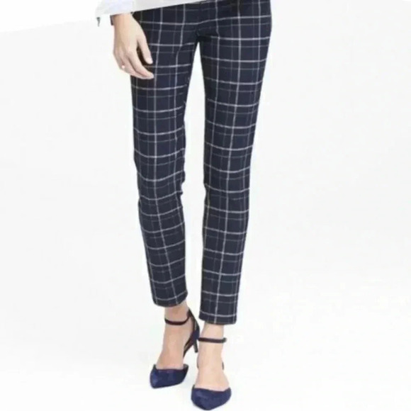 Banana Republic Pants - Womens Banana  Republic size 2